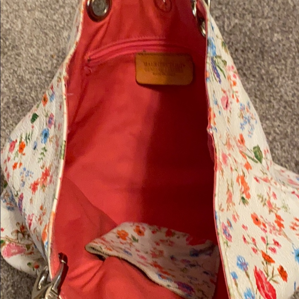 Tote - Picture 2 of 3